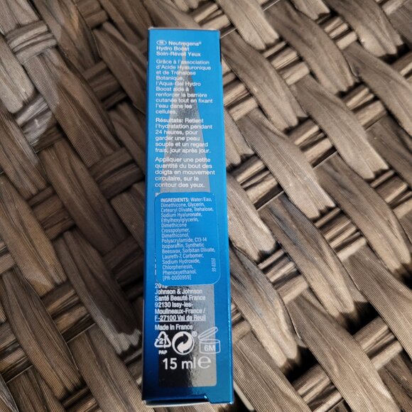 NEW NEUTROGENA HYDRO BOOST EYE CREAM - Picture 2 of 6
